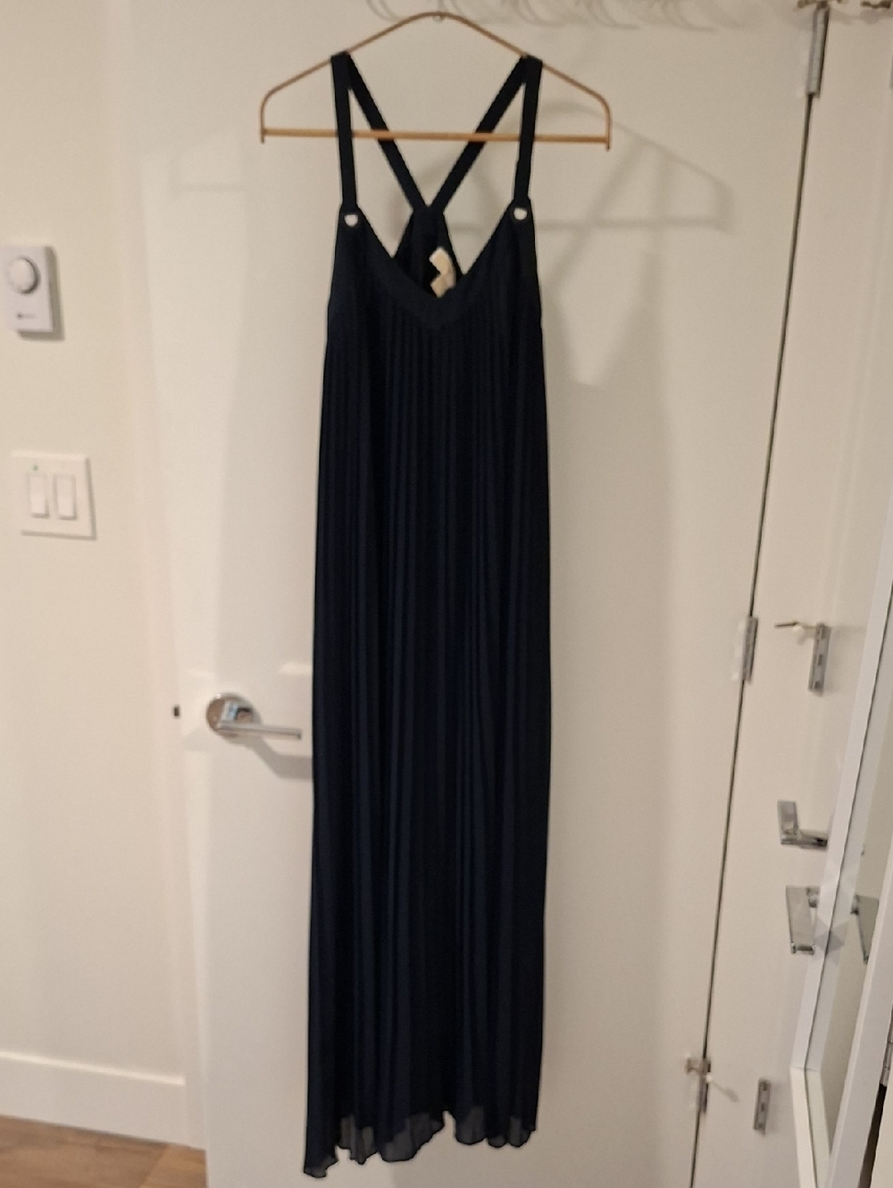 Michael Kors Elegant Navy Plisse/Accordion Pleat Racer-back Maxi Dress (Size S)